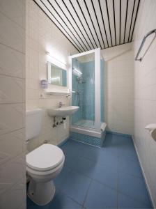 Un baño de Hotel Bristol
