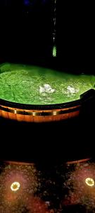 Fotografia z galérie ubytovania Kuća za odmor Malia sa Spa Hot Tub Jacuzzijem - Nice and Cozy - Free tickets to all City attractions v destinácii Ðurđevac
