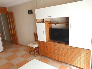 Kuchyň nebo kuchyňský kout v ubytování Apartamento un dormitorio en Benidorm + 12 fotografií