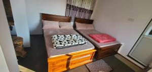 Uma cama ou camas num quarto em Acme Divine View