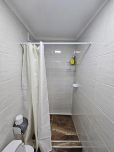 Guest House Tenir Too的一间浴室