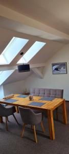 The business area and/or conference room at Apartmán 17, Vysoké Tatry, Dolný Smokovec