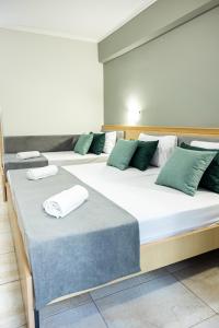 Gallery image of R&M STUDIOS in Olympiaki Akti