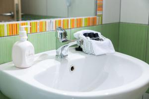 Gallery image of R&M STUDIOS in Olympiaki Akti