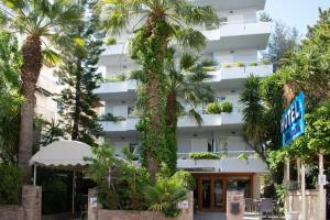 Budova, v ktorej sa apartmánový hotel nachádza