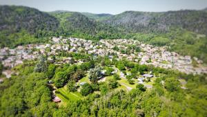 CeyratにあるHotel De Plein Air Le Chansetのギャラリーの写真 +13枚の写真