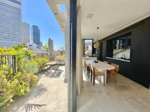 Luxury Penthouse with Roof-Top Pool - By Beach Apartments TLV