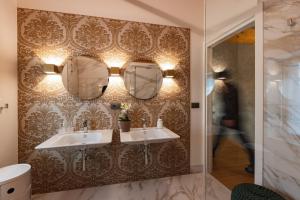 Koupelna v ubytování Corte degli OstiNati + 60 fotografií