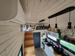 Kuchyň nebo kuchyňský kout v ubytování Mariolas Tinyhouse