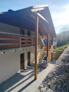 Budova, v ktorej sa apartmán nachádza