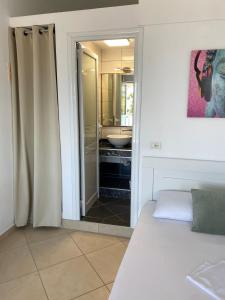 Postel nebo postele na pokoji v ubytování Spile Rooms Lukas