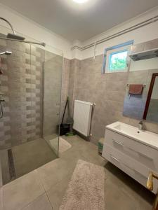 Kúpeľňa v ubytovaní Siófok apartman + 37 fotografií
