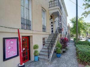 Galeri foto Haven on Taylor Unit 4 di Savannah