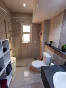 Ванна кімната в 1 Bedroom Appartment B109 in Jungle Club House Hurghada