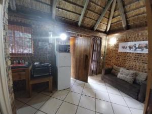 Η κουζίνα ή μικρή κουζίνα στο Unathi Game Lodge