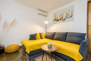 Posezení v ubytování Apartment Martina by El-Pi Tours