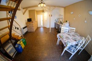 Kuchyň nebo kuchyňský kout v ubytování Apartmány Neronet