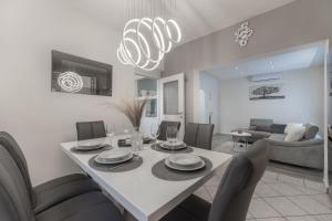 Posedenie v ubytovaní Apartman Lana Vidikovac