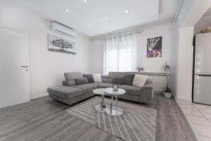 Posedenie v ubytovaní Apartman Lana Vidikovac