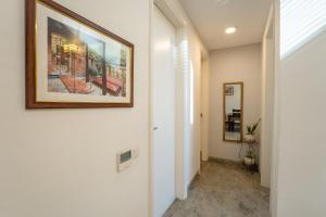 Koupelna v ubytování Hostie Enigma - luxury 2BR apt near Golf Course Road