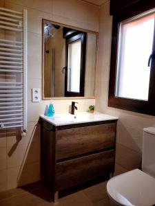 Koupelna v ubytování Casa Rural Tulia + 37 fotografií