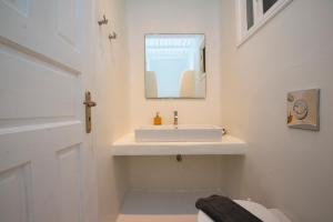 Koupelna v ubytování Villa Orion Mykonos - Blue Views Mykonos Villas