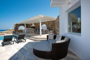Posezení v ubytování Villa Orion Mykonos - Blue Views Mykonos Villas