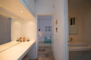 Koupelna v ubytování Villa Orion Mykonos - Blue Views Mykonos Villas