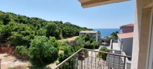 Gallery image of MarBis Apartmani near the sea in Utjeha