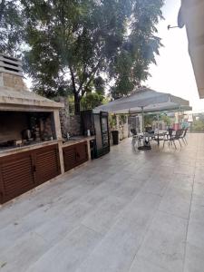 Gallery image of MarBis Apartmani near the sea in Utjeha +43 photos