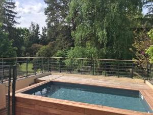 Foto dalla galleria di Le Moulin des Poètes a Malauzat