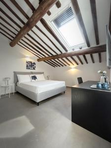 Llit o llits en una habitació de New Moon Rooms