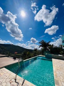 Φωτογραφία από το άλμπουμ του SÍTIO MARAVILHOSO EM MAIRIPORÃ opção de 1 quarto para 8 pessoas ou 4 quartos acima de 9 pessoas σε Mairipora