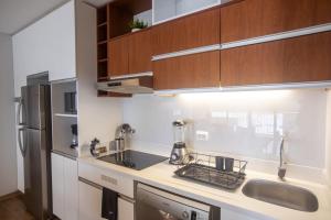 Køkken eller tekøkken på Modern 2BR in Miraflores