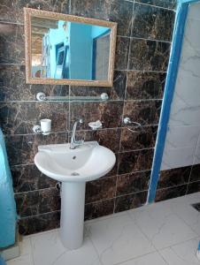 Koupelna v ubytování Sabaha Kato