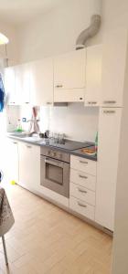 Kuchyň nebo kuchyňský kout v ubytování Lungomare - Casa Vacanze