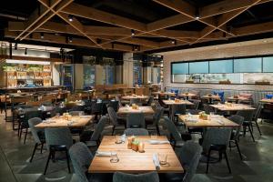 Restaurace v ubytování Element Austin Downtown