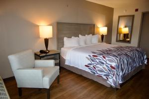 Imagem da galeria de Red Roof Inn Savannah North I-95 - Port Wentworth em Port Wentworth