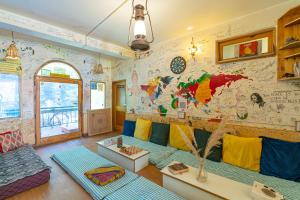 Posezení v ubytování Nomads Hostel