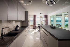 Fotografie z fotogalerie ubytování Apartman with beautiful view Magdalena v destinaci Podstrana + 33 fotografií