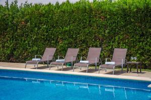 Der Swimmingpool an oder in der Nähe von Ideal Property Mallorca - Villa Anna