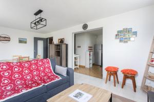 Η κουζίνα ή μικρή κουζίνα στο Les Arolles - Appartement vue sur la montagne +8 φωτογραφίες