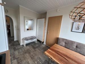 Posezení v ubytování Fischerbalje Bantje Wohnung 1