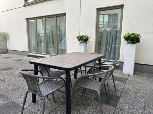 Balkón nebo terasa v ubytování Tallinn City Apartments Roosikrantsi