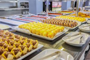 Comida no hotel ou em algum lugar perto