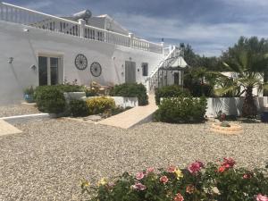 Zahrada ubytování 2 Bed-Sleeps 4-Mtn View-Private Pool & Terrace