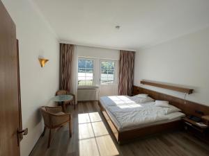Postel nebo postele na pokoji v ubytování Hotel Schön + 37 fotografií