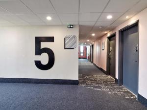 Fotografie z fotogalerie ubytování B&B HOTEL Argenteuil v destinaci Argenteuil