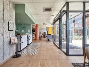 Fotografie z fotogalerie ubytování B&B HOTEL Argenteuil v destinaci Argenteuil