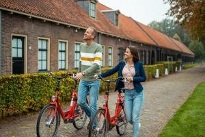 Imagem da galeria de Cozy cottage TOLVE met 4 fietsen vlakbij natuurgebieden Drents Friese Wold, Fochteloërveen en gevangenisdorp Veenhuizen em Oosterwolde